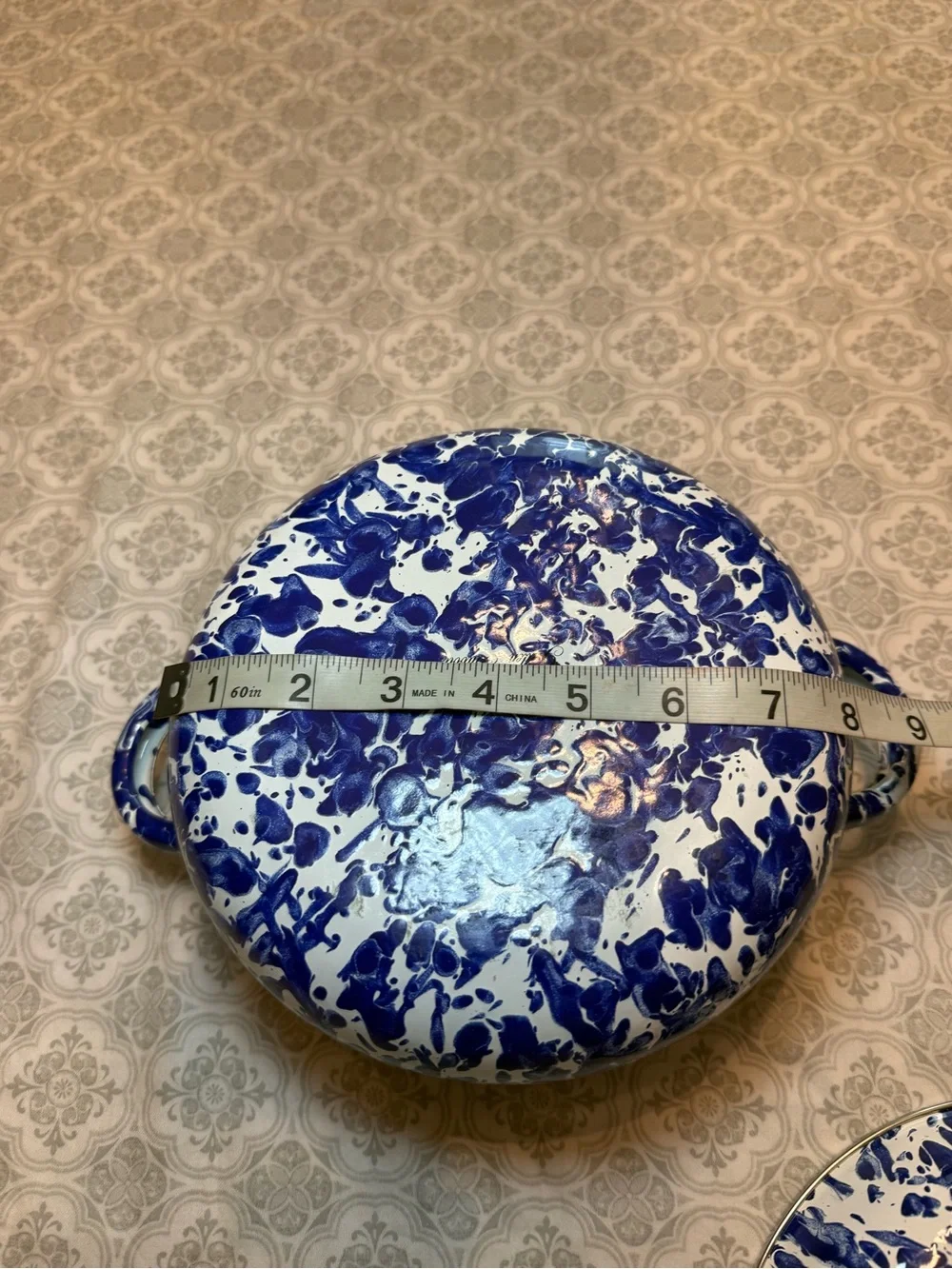 Golden Rabbit Enamelware Dutch Oven 2.5 qt Cobalt Blue & White Swirl